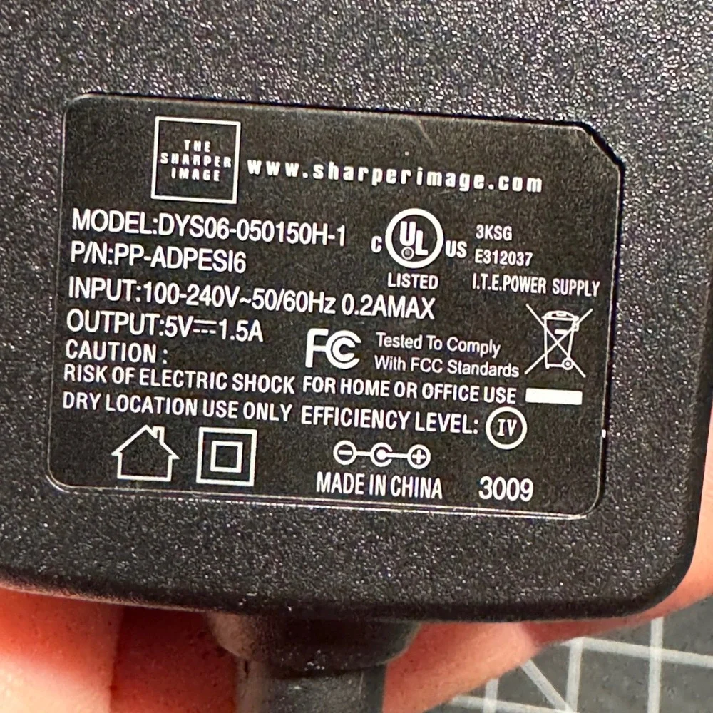 Sharper Image‎ AC DC Power Adapter 5V 1.5A DYS06-050150H-1 Wall Charger Works